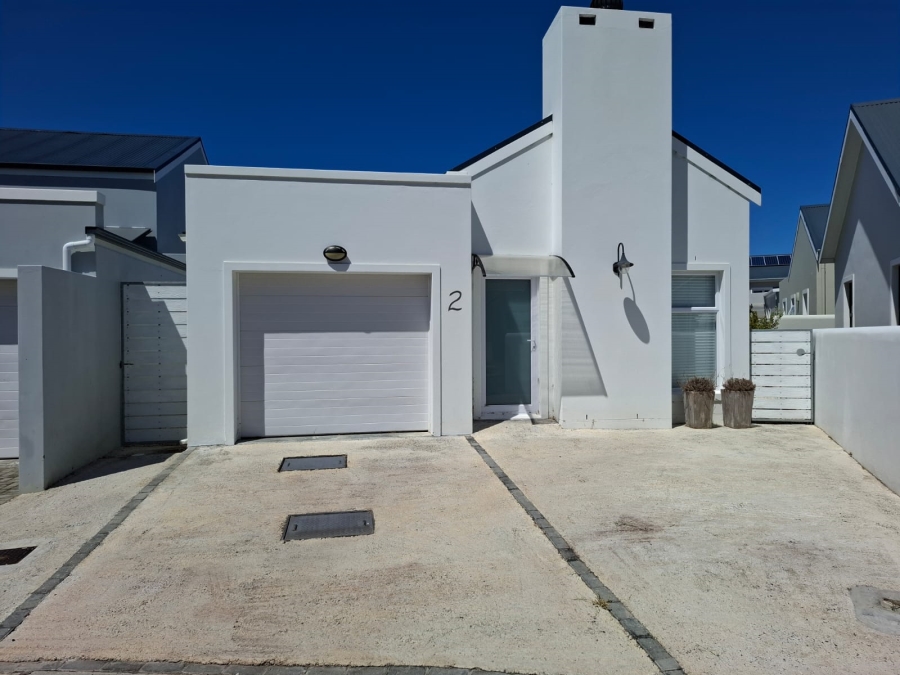 2 Bedroom Property for Sale in Sandbaai Western Cape